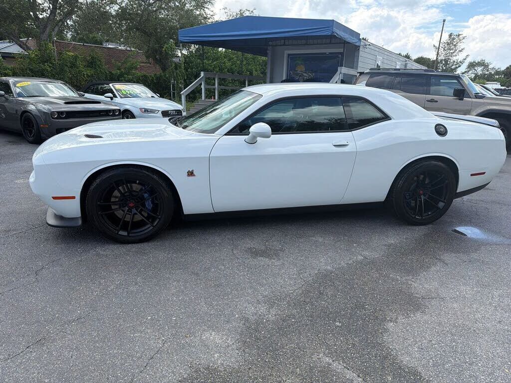 2023 DODGE Challenger