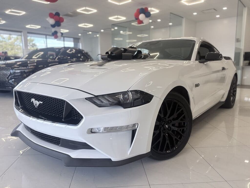 2021 FORD Mustang
