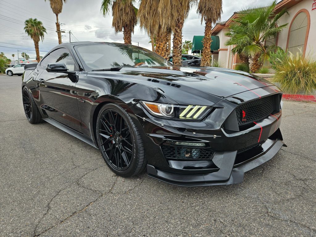 2017 FORD Mustang