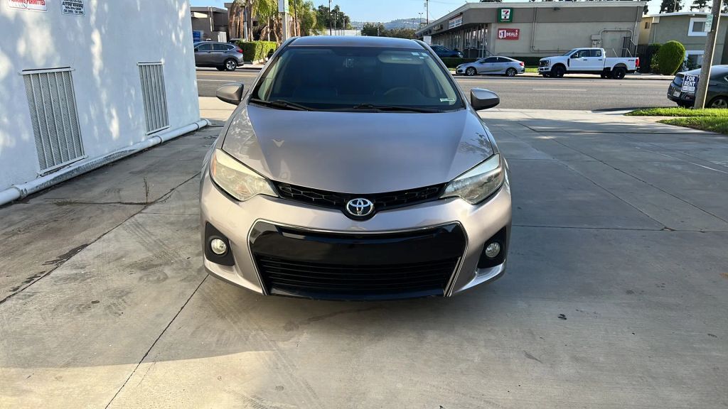 2015 TOYOTA Corolla