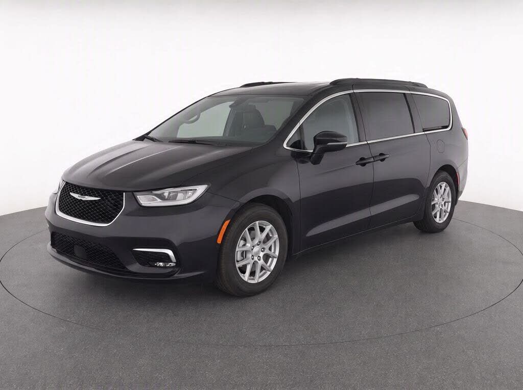 2022 CHRYSLER Pacifica