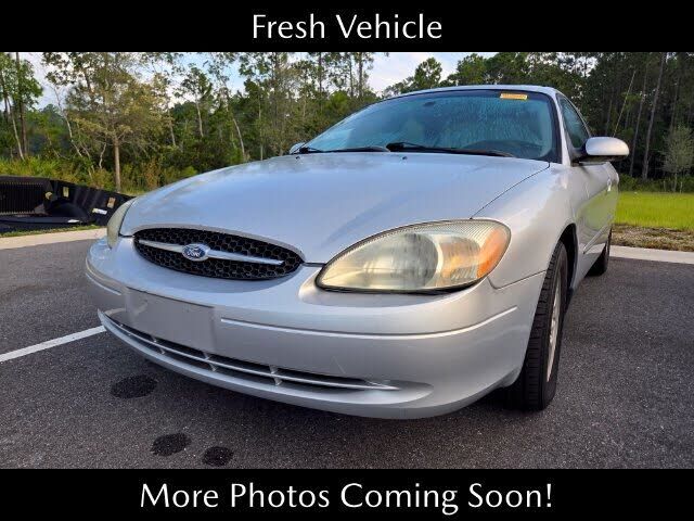 2002 FORD Taurus