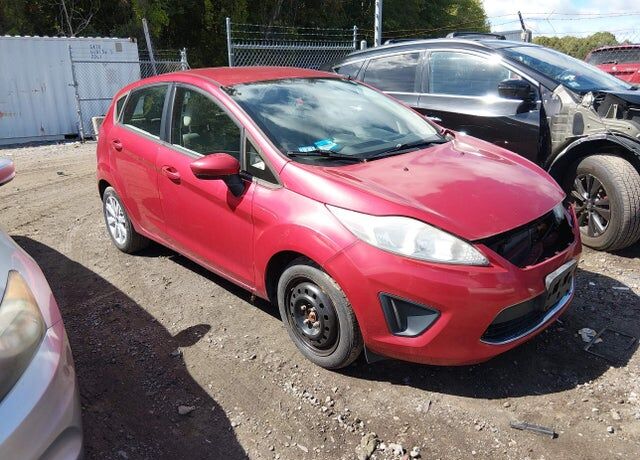 2012 FORD Fiesta