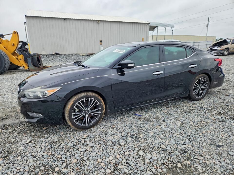 2017 NISSAN Maxima