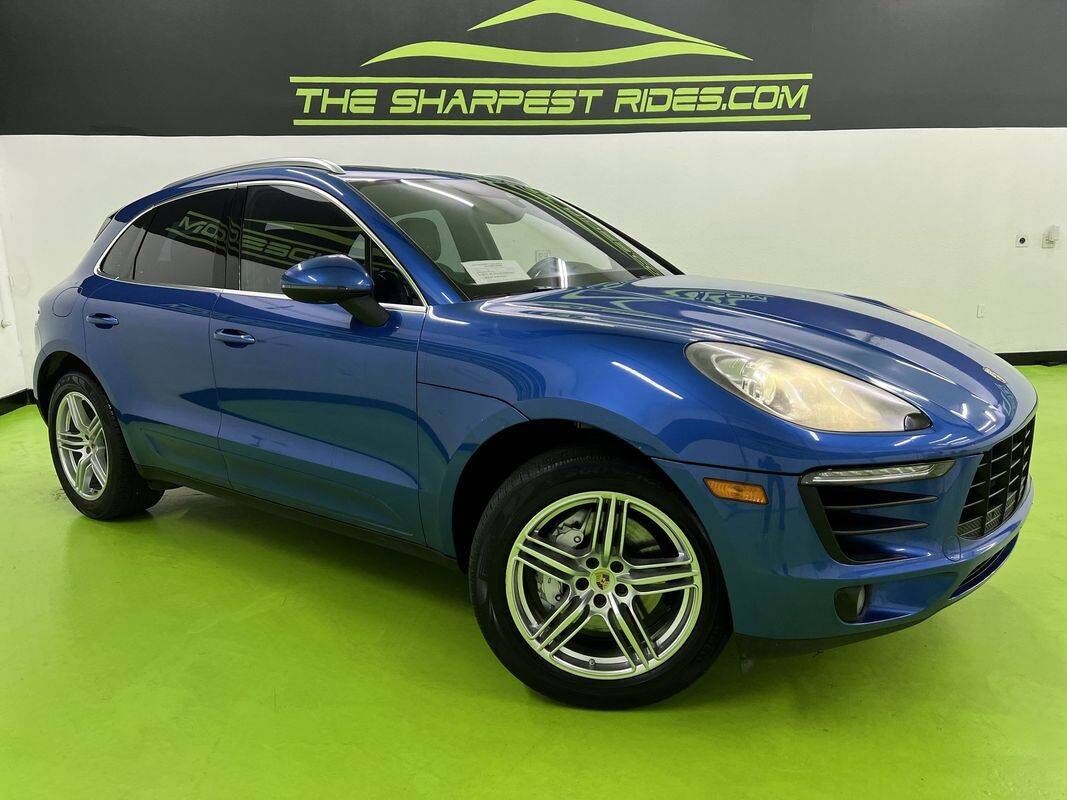 2015 PORSCHE Macan