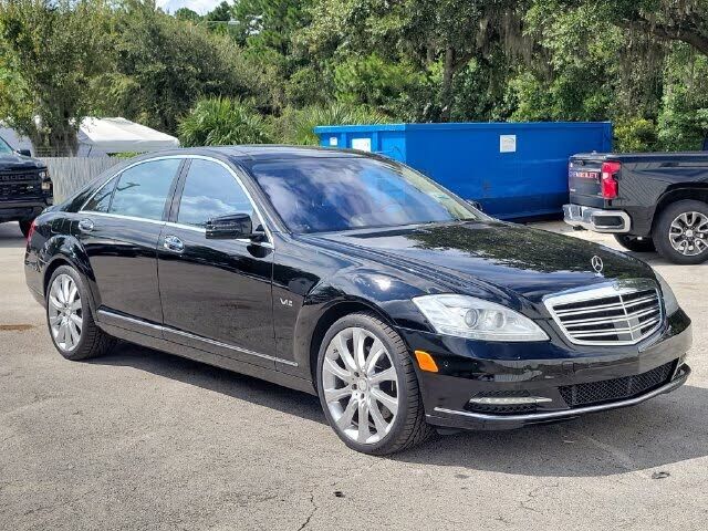 2013 MERCEDES-BENZ S-Class