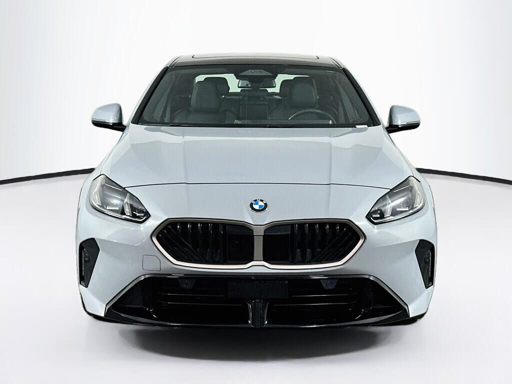 2025 BMW 228i