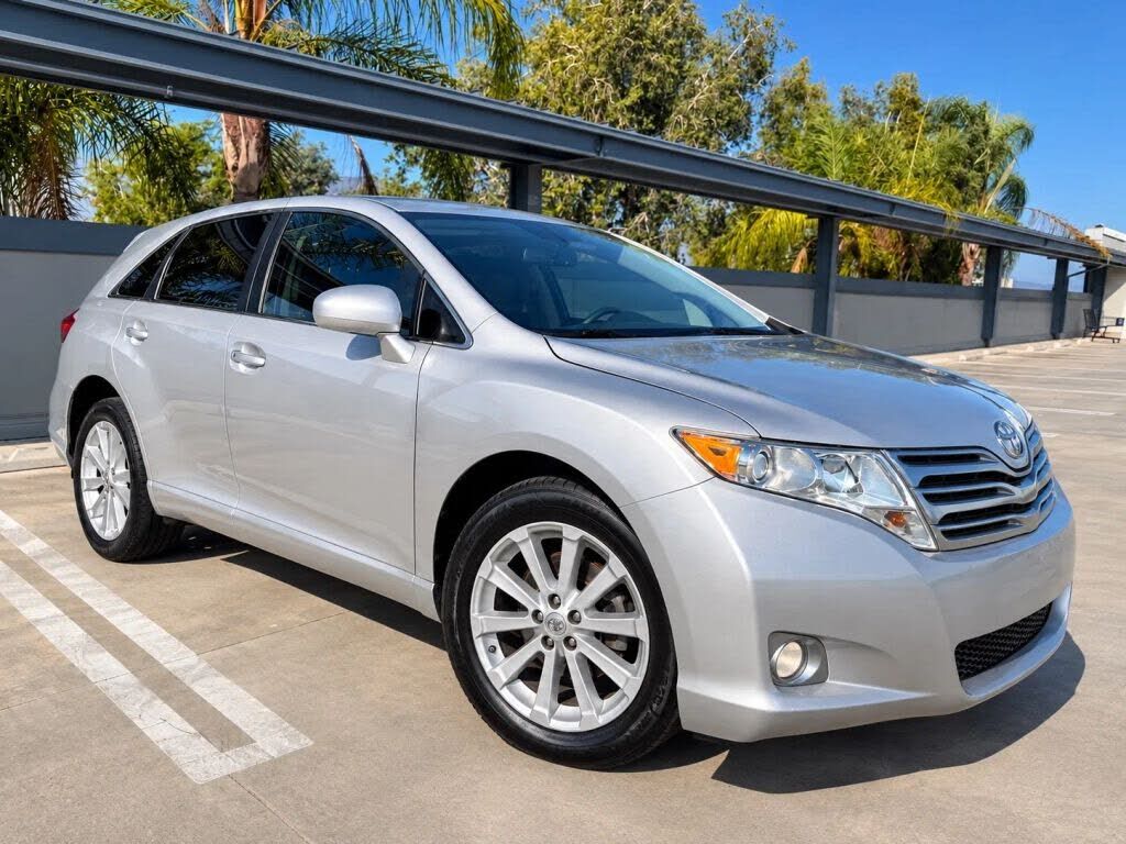 2011 TOYOTA Venza