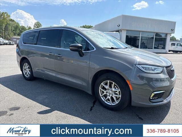 2025 CHRYSLER Pacifica