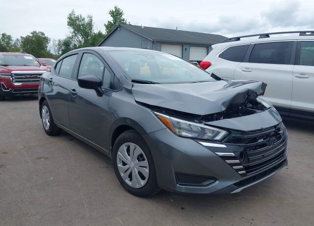 2025 NISSAN Versa
