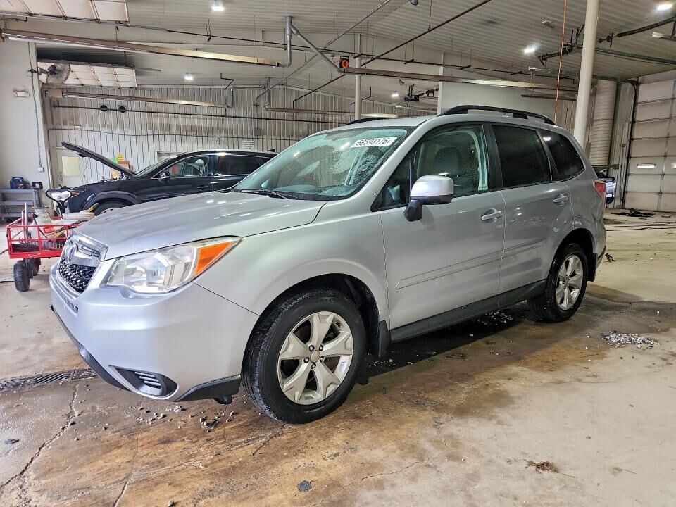 2014 SUBARU Forester