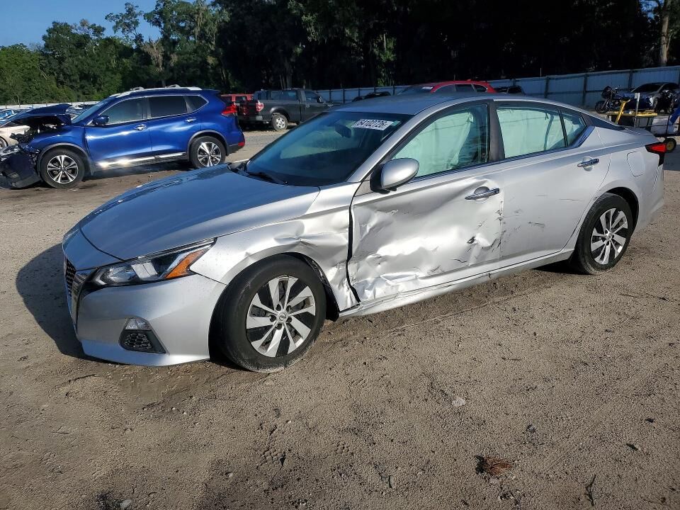 2020 NISSAN Altima