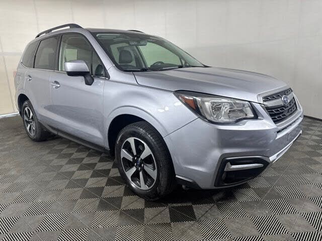 2017 SUBARU Forester