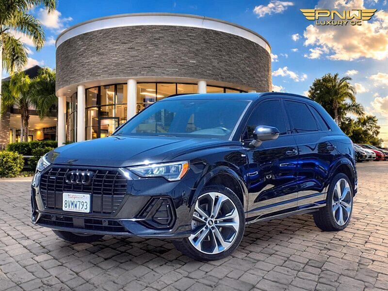 2021 AUDI Q3