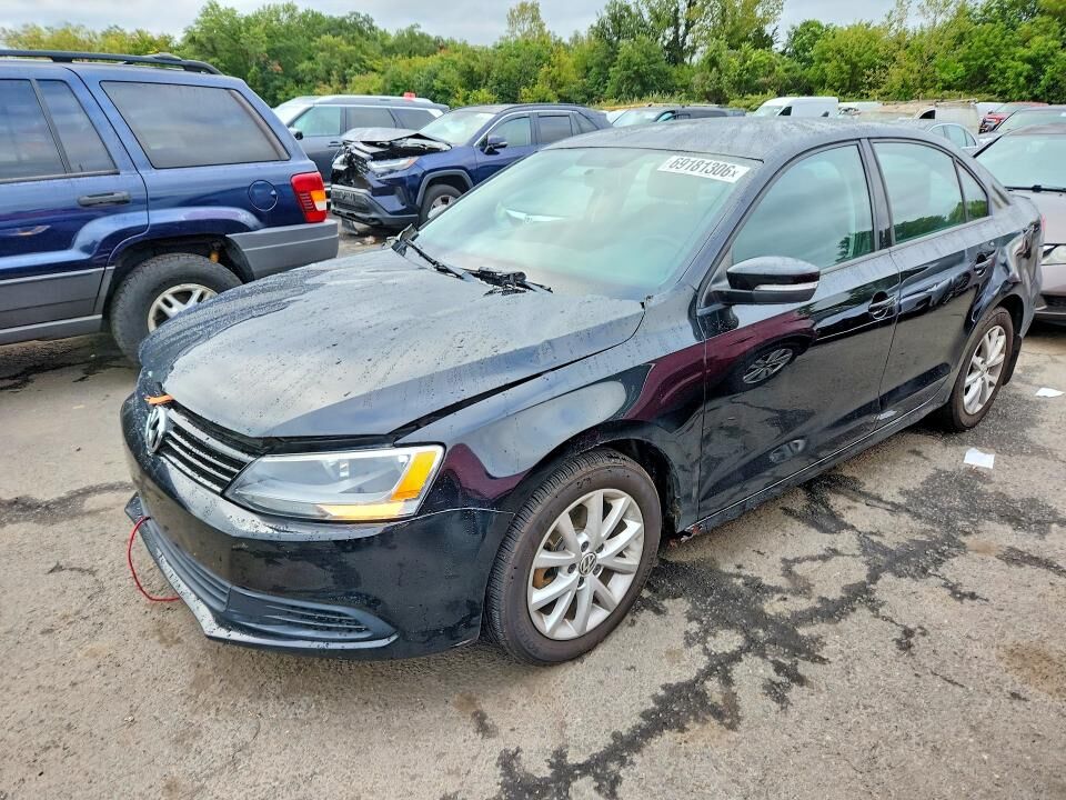2012 VOLKSWAGEN Jetta