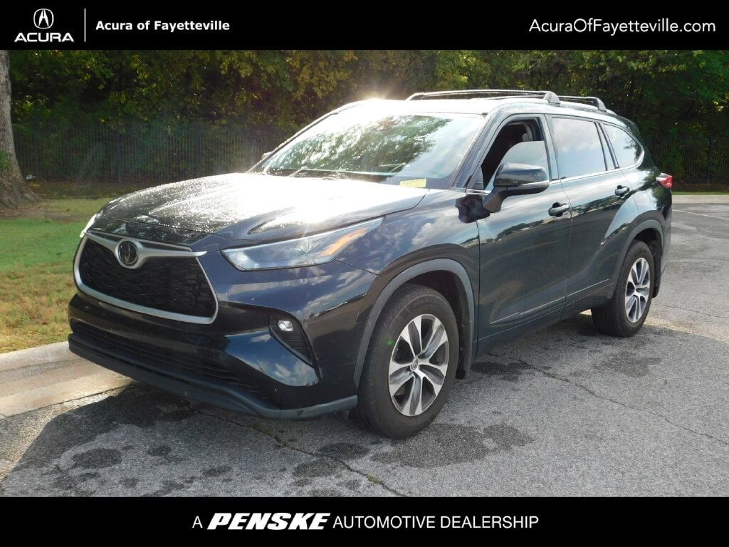 2022 TOYOTA Highlander