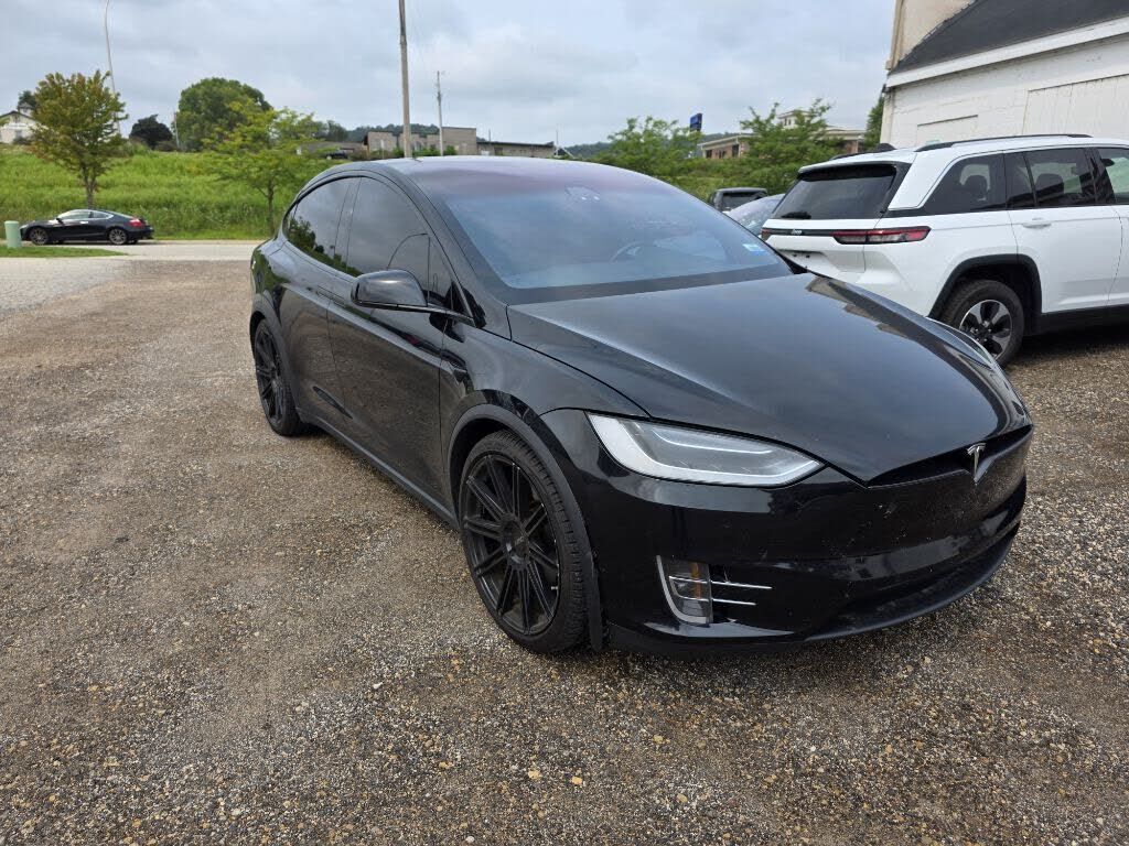 2018 TESLA Model X