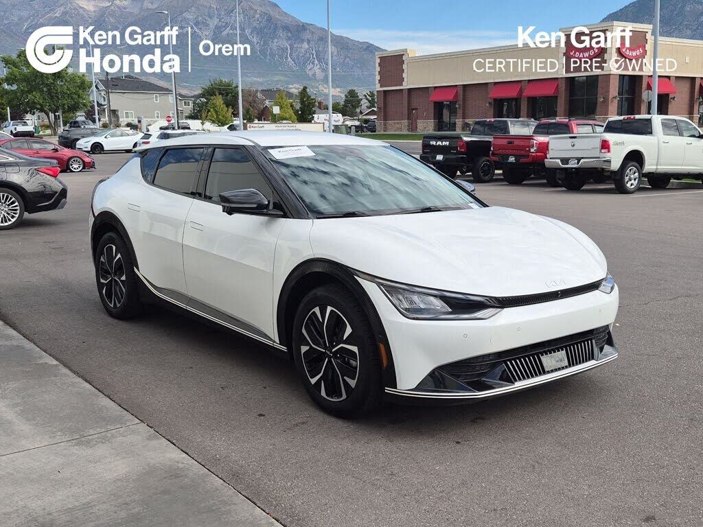 2023 KIA EV6