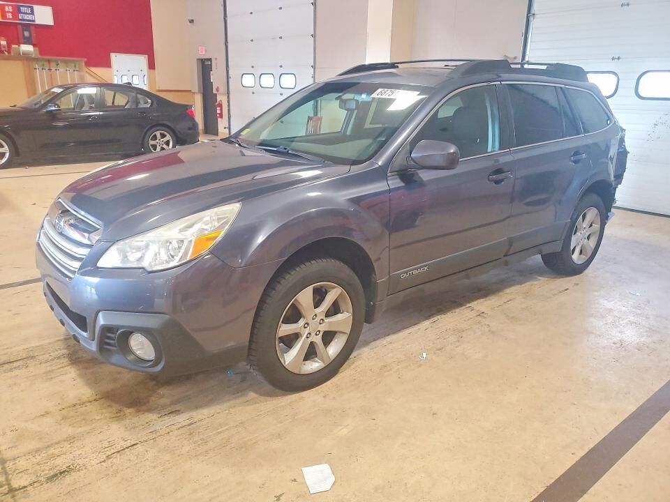 2014 SUBARU Outback