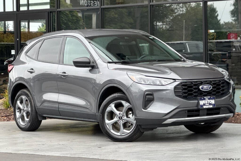 2025 FORD Escape