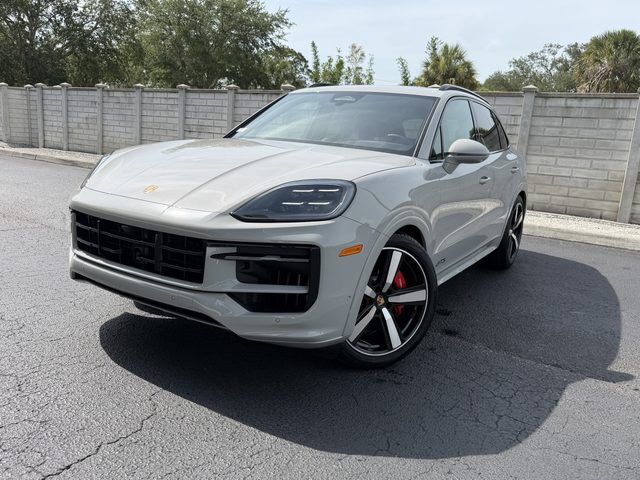 2026 PORSCHE Cayenne