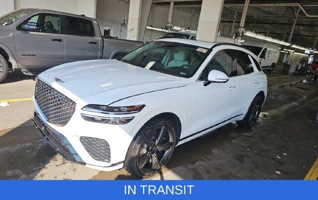 2025 GENESIS GV70