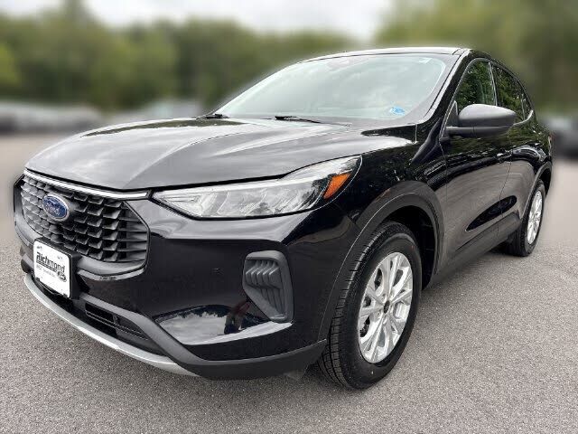 2025 FORD Escape