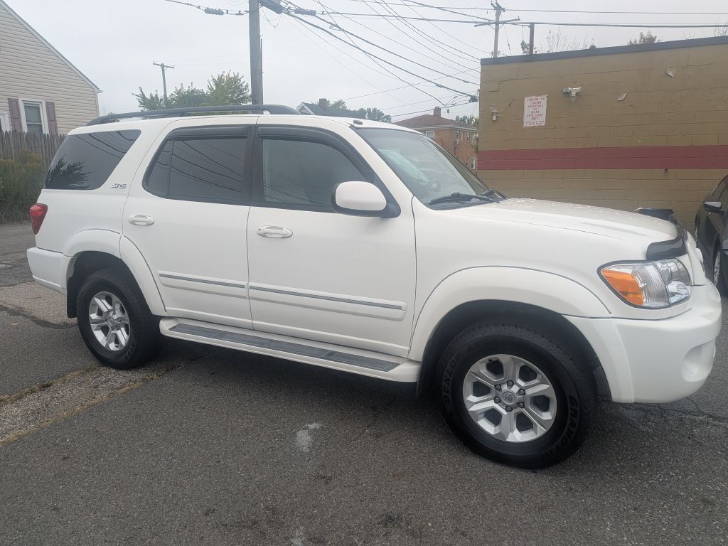 2005 TOYOTA Sequoia