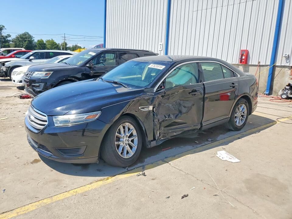 2013 FORD Taurus
