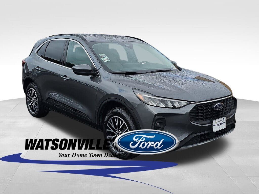 2025 FORD Escape