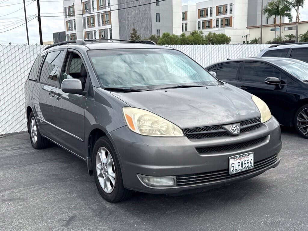 2005 TOYOTA Sienna