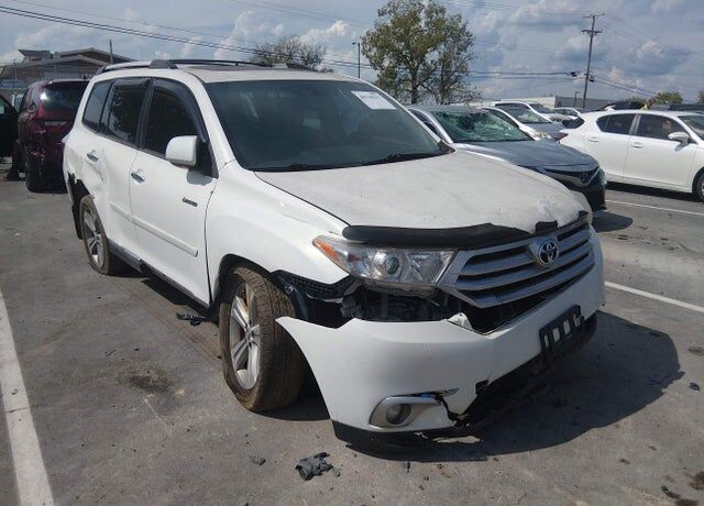 2012 TOYOTA Highlander