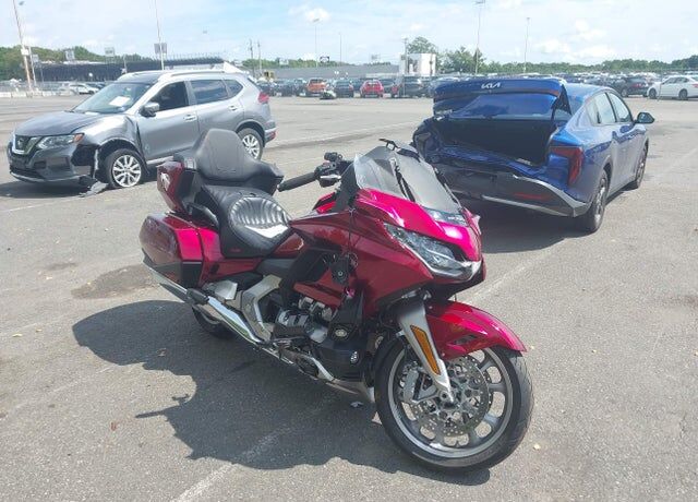 2018 HONDA GL1800