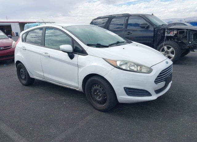 2016 FORD Fiesta