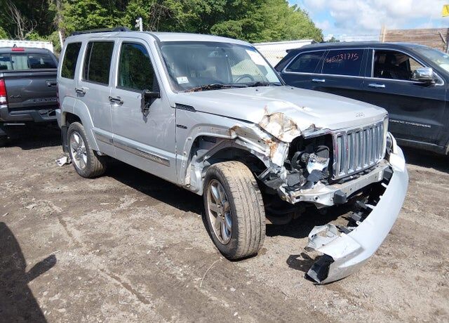 2012 JEEP Liberty