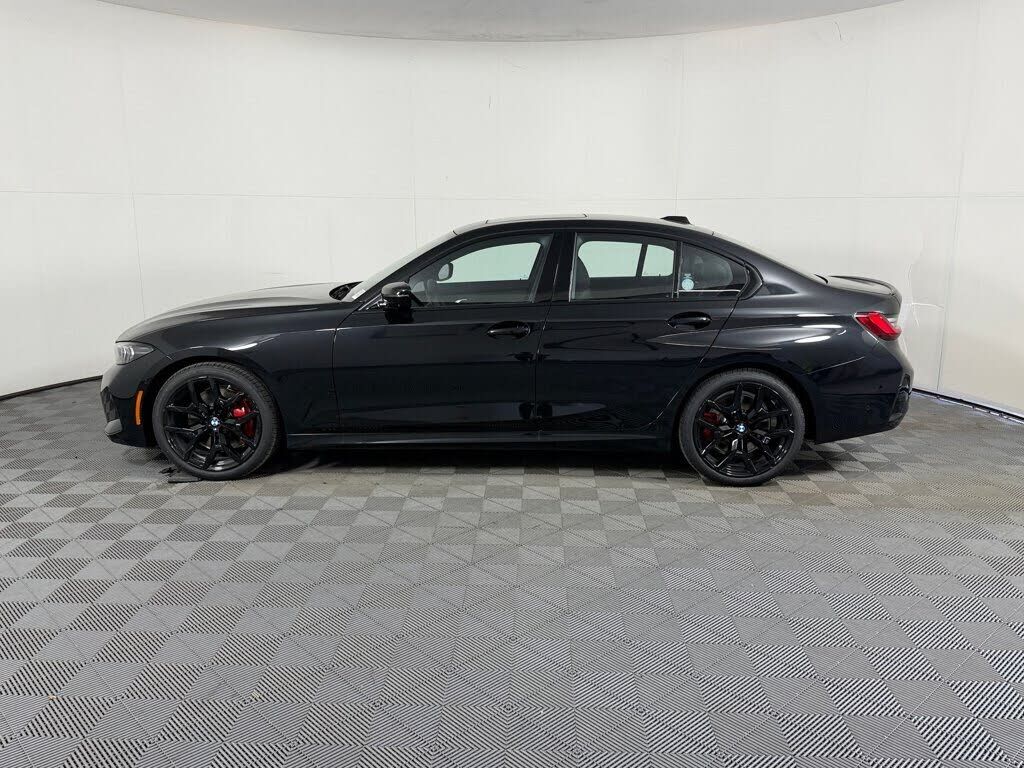2026 BMW 330i