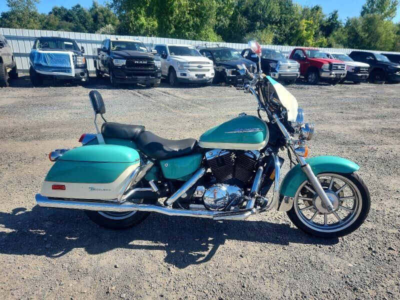 1998 HONDA VT1100T