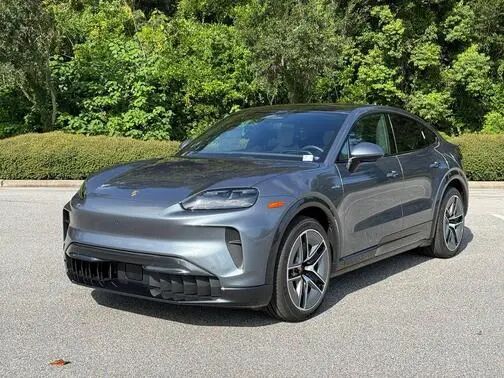 2026 PORSCHE Cayenne