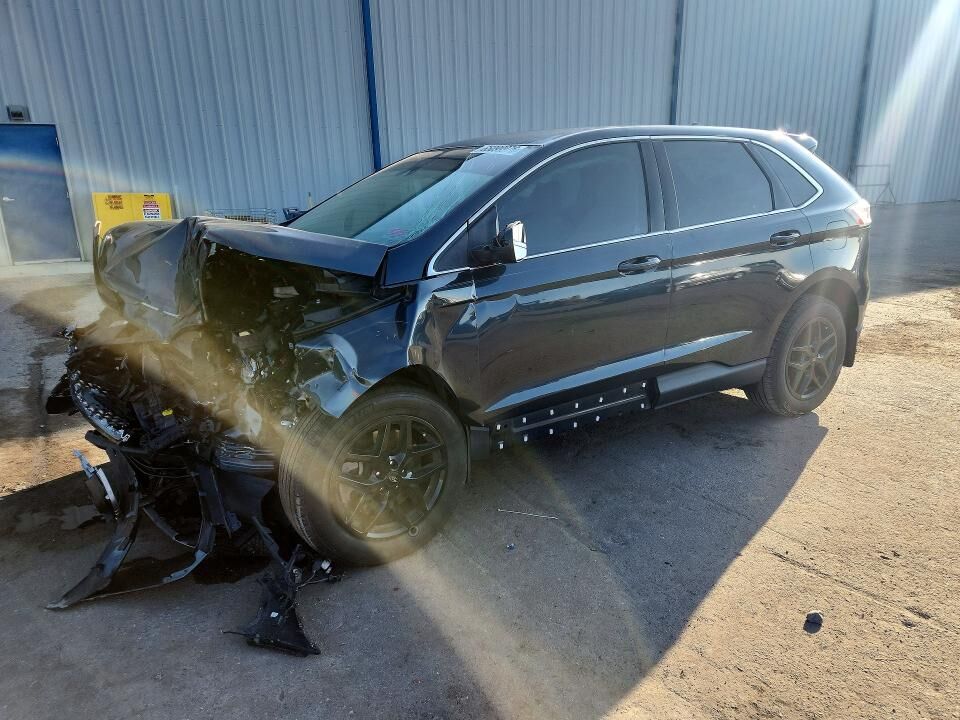 2023 FORD Edge