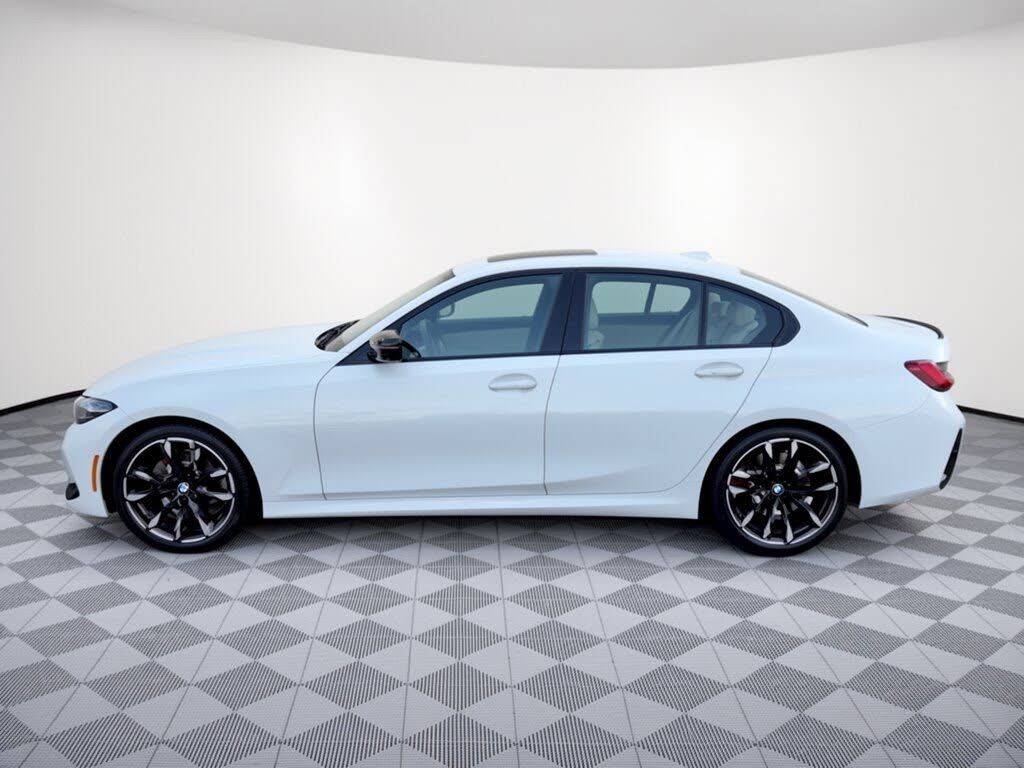 2026 BMW 330i