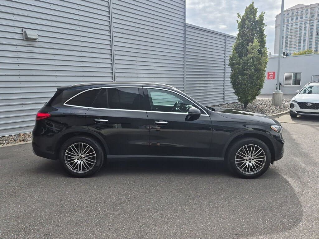 2023 Mercedes-Benz GLC-Class