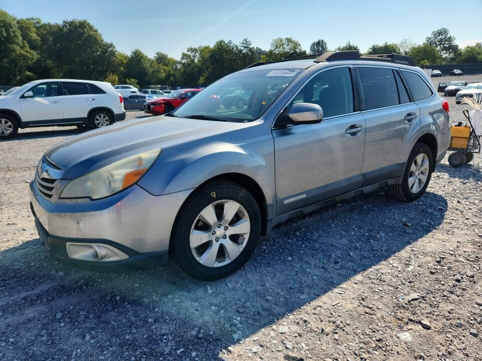 2010 SUBARU Outback