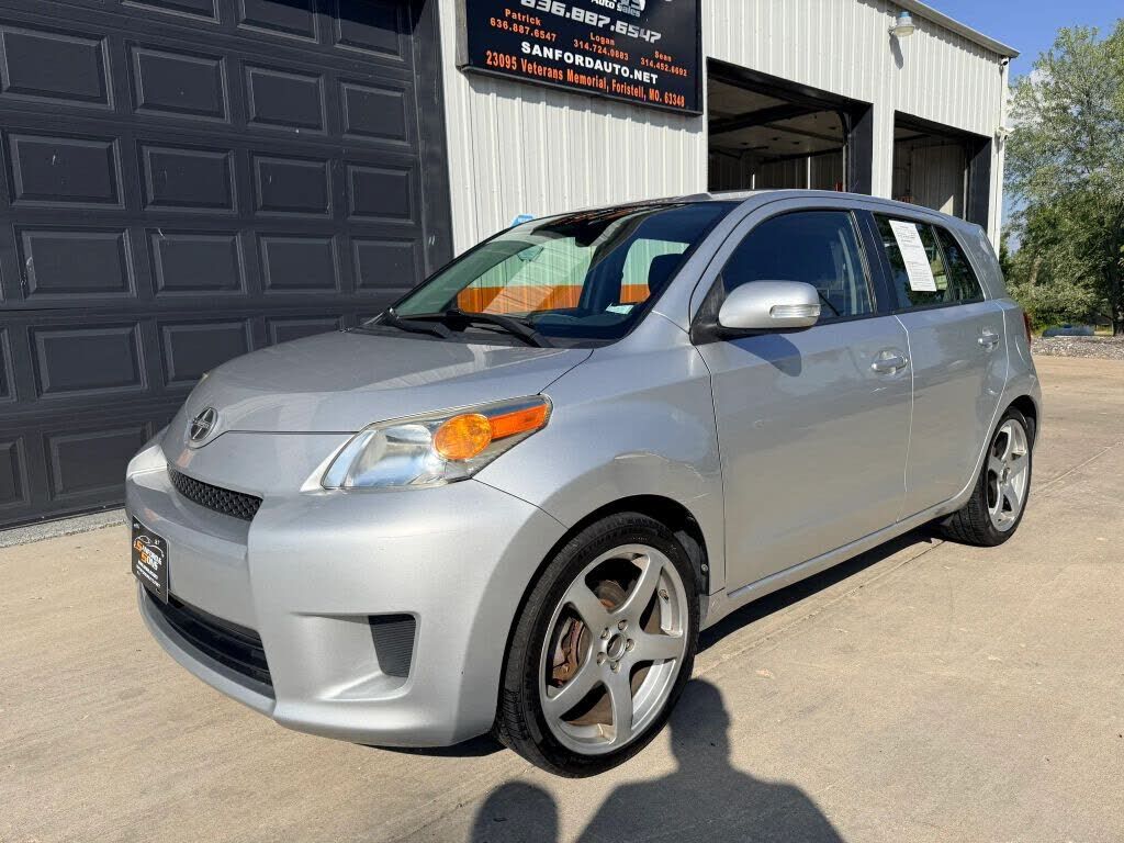 2012 TOYOTA SCION