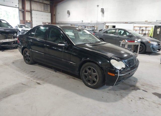 2004 MERCEDES-BENZ C-Class