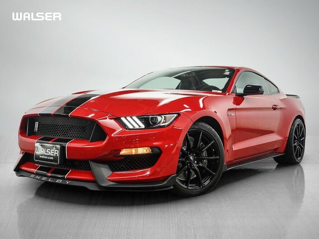 2017 FORD Mustang