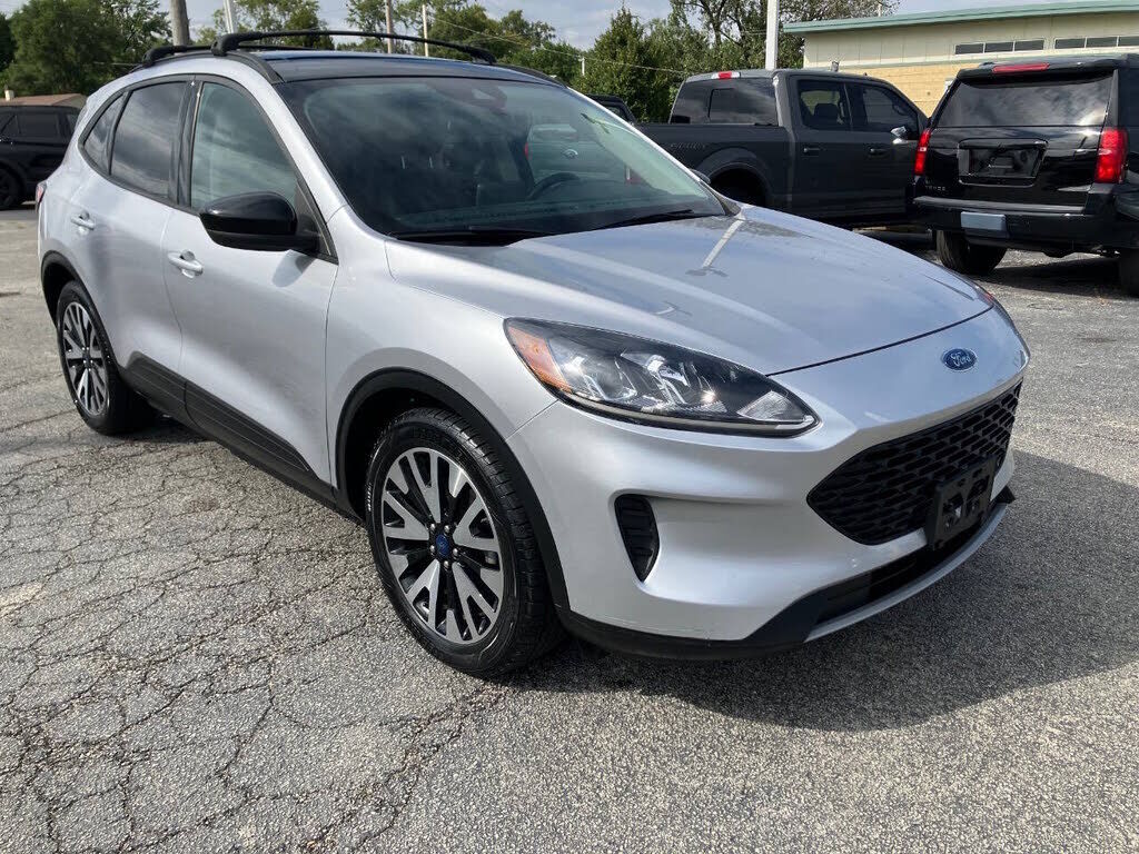 2020 FORD Escape