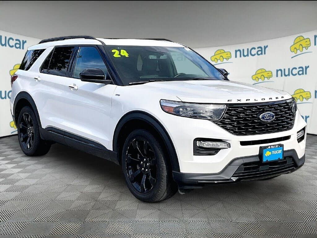 2024 FORD Explorer