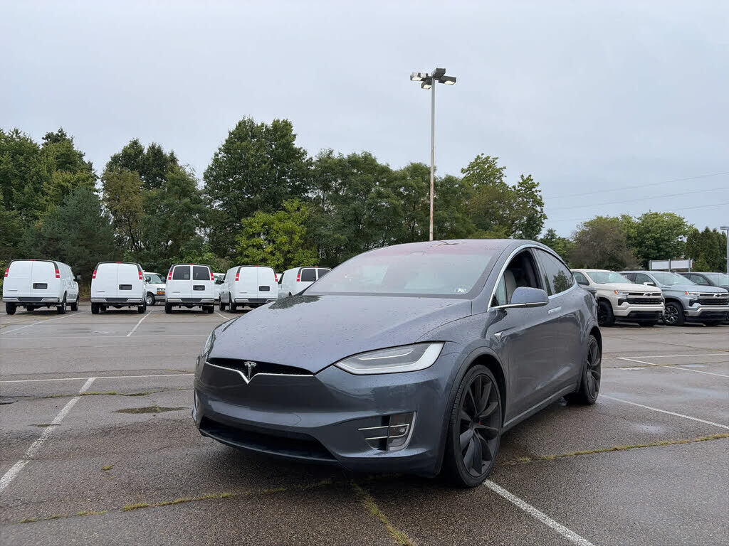 2021 TESLA Model X