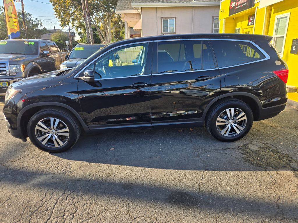 2017 HONDA Pilot