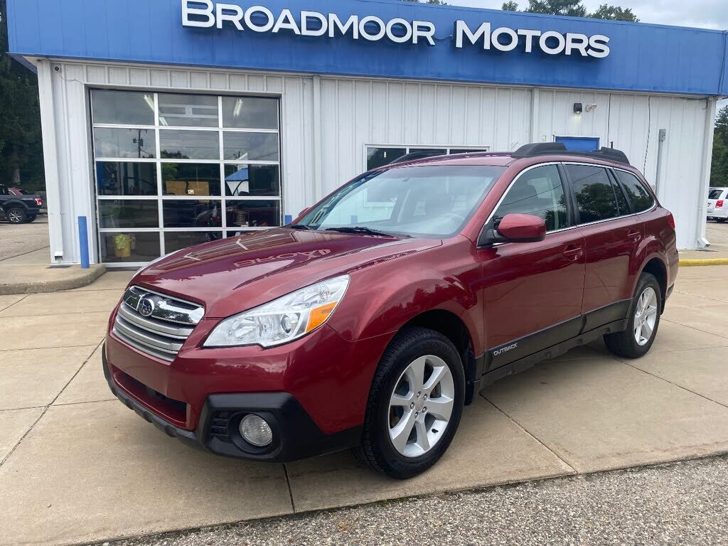 2014 SUBARU Outback